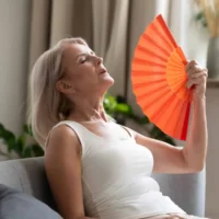 Nature's Finest OK! Meno italpor menopauza tüneteinek enyhítésére - 150g